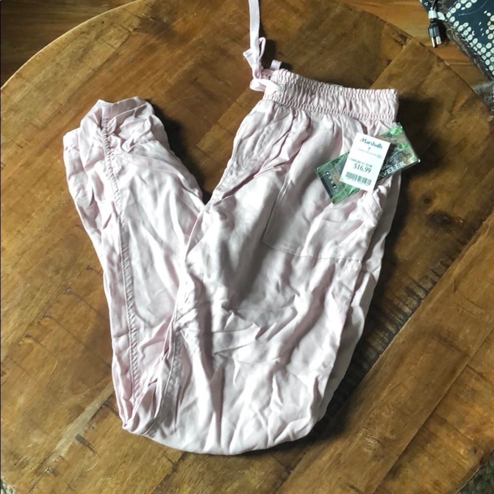 SOLD World Traveler joggers